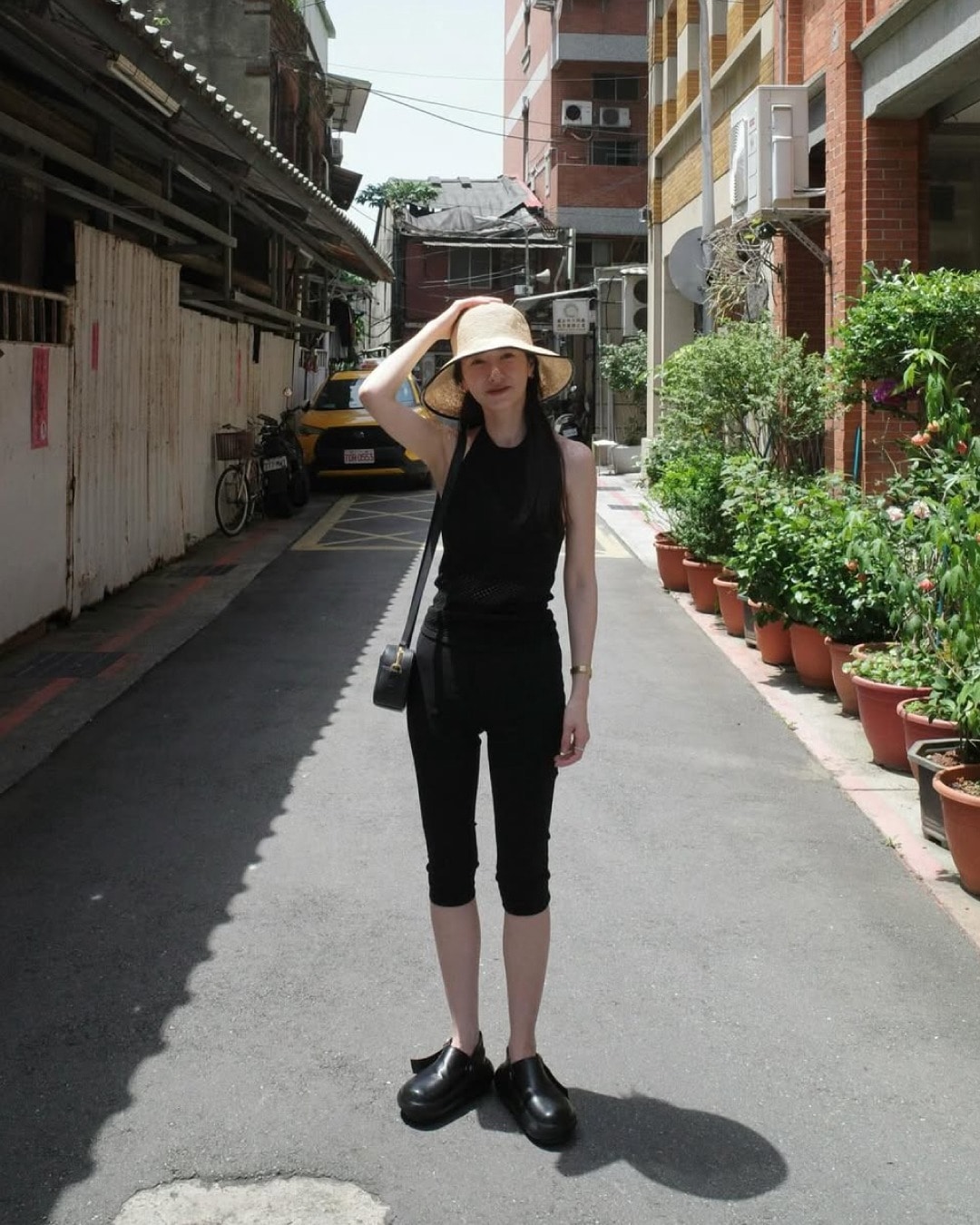 Ena / 158 cm / DIRECTOR