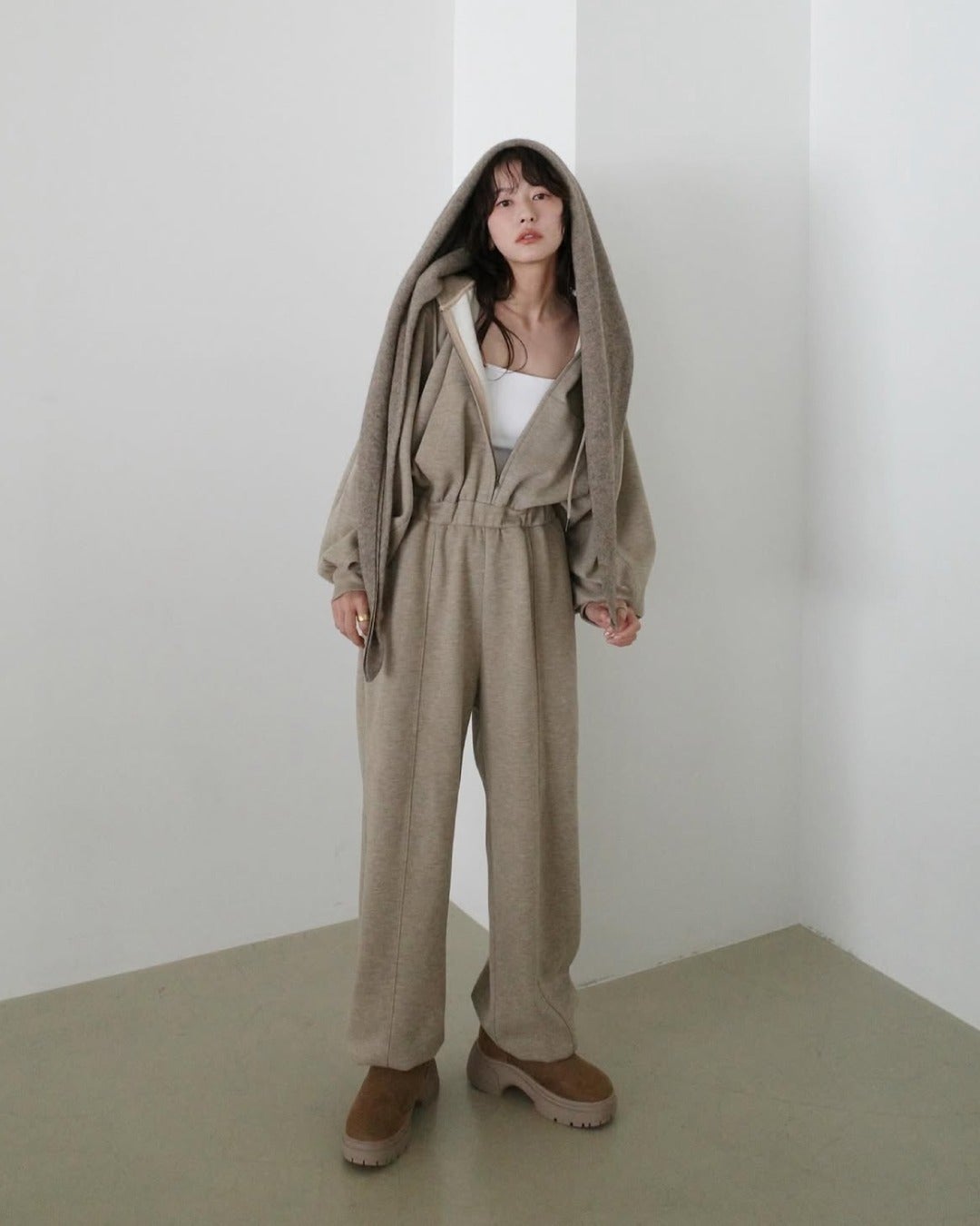 Ena / 158 cm / DIRECTOR
