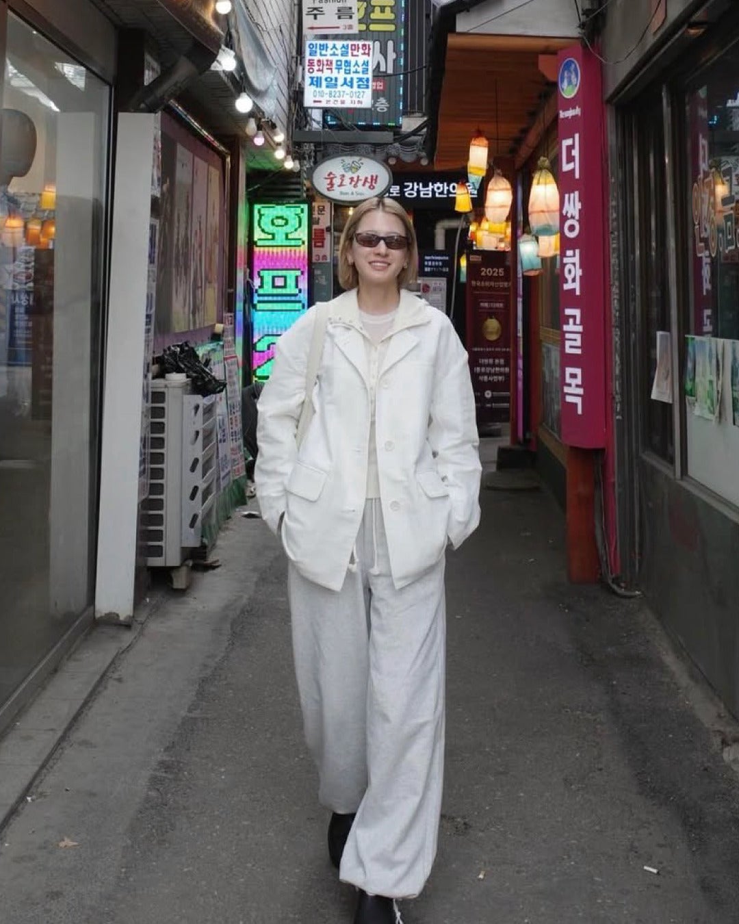 Ena / 158 cm / DIRECTOR